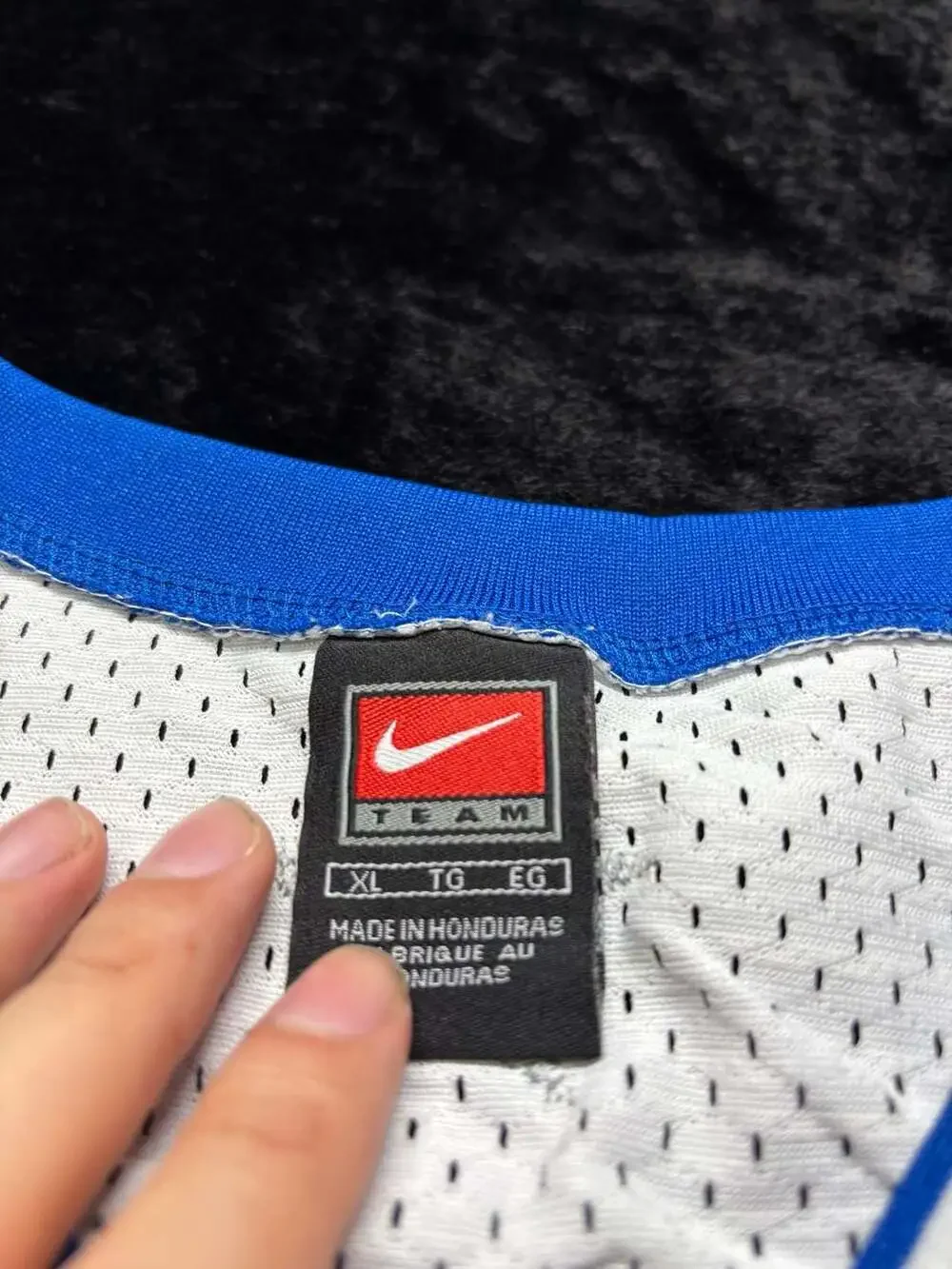 Men XL Vintage Nike Dallas Mavericks Michael Finley White Stitched Home Jersey